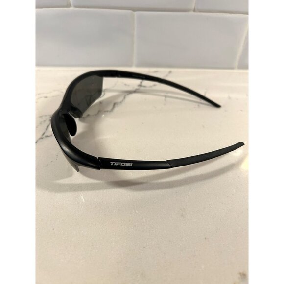 TIFOSI Gavia T-IP150 Athletic Glasses With Interchangeable Lenses - Picture 3 of 6